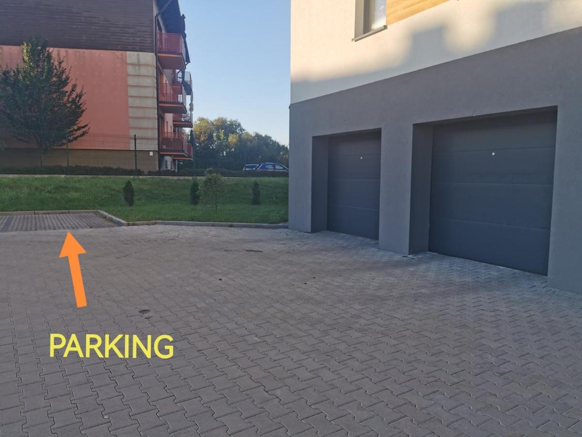 Lux Apartament Będzin Exteriör bild